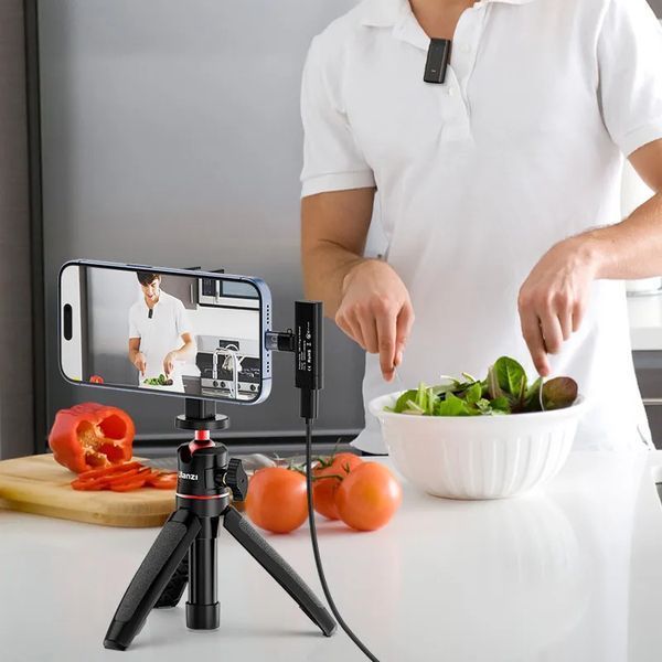 Бездротова мікрофонна система Ulanzi Vijim HM2301 Dual Channel Wireless Lavalier Microphone( Type-C) (A005 HM2301 )