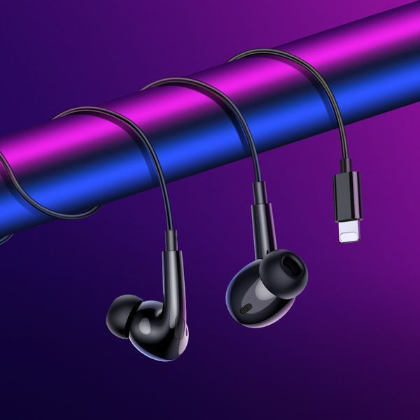 Навушники дротові HOCO M111 Pro Primero digital headset (Lightning) Black