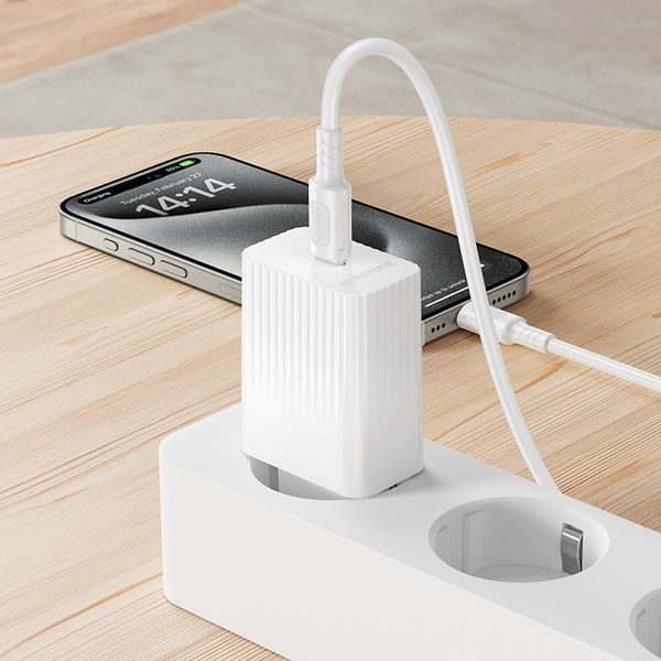 Сетевое зарядное устройство для BOROFONE BAS75A Source single port PD30W charger (EU) White