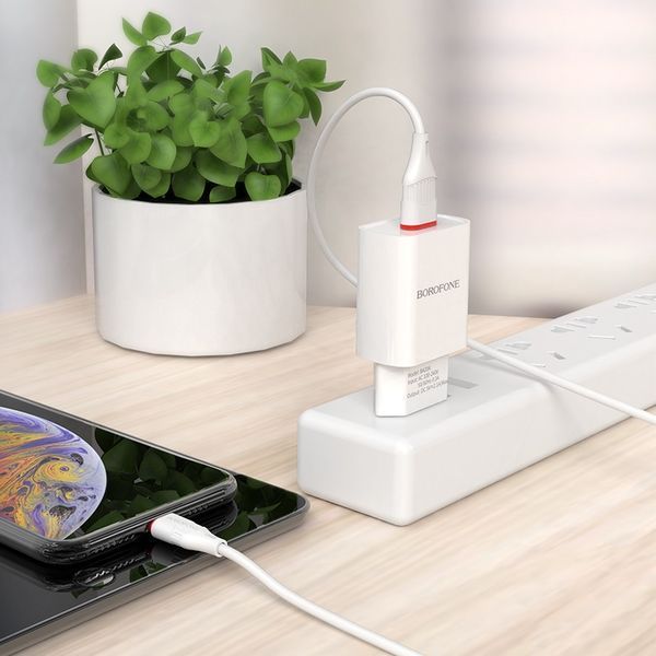 Сетевое зарядное устройство с кабелем BOROFONE BA20A Sharp single port charger set(Lightning) 10.5W White